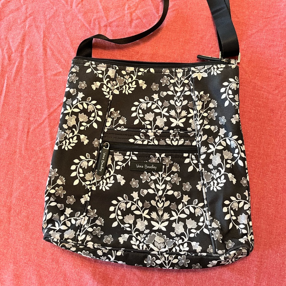 Vera Bradley crossbody purse